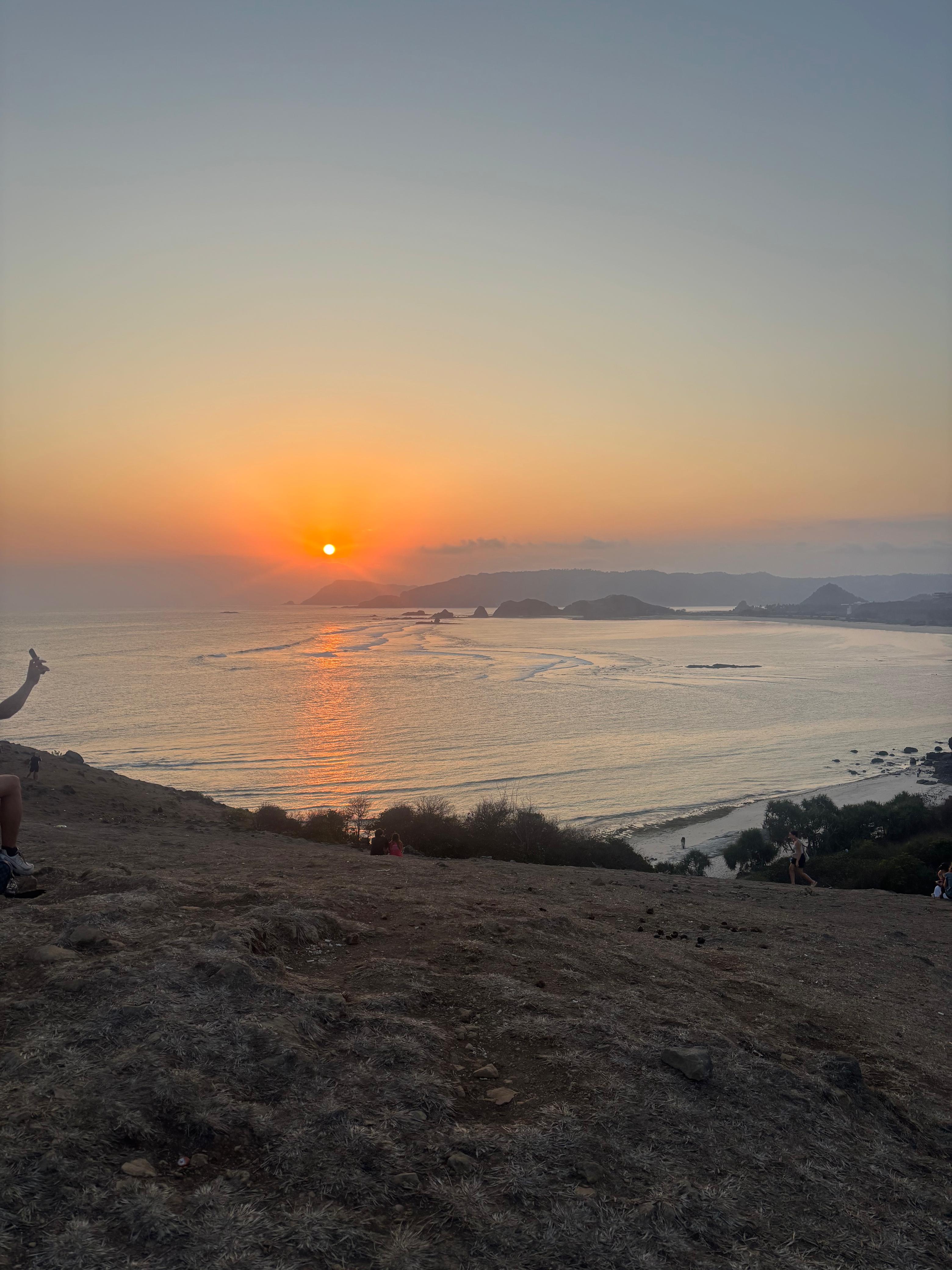 Pottery Workshop and Sunset tour